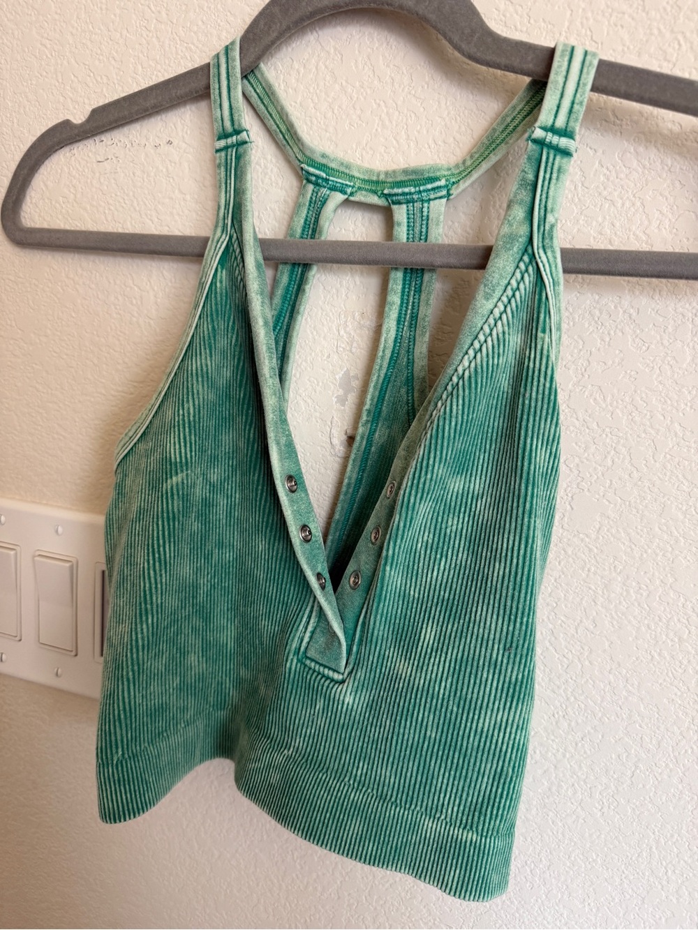 Zenana Outfitters Green Ribbed Snap-Front Racerback Tank